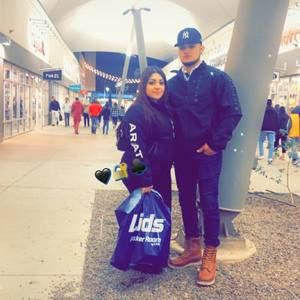Meet your Posher, Luis y janeth